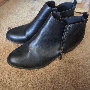 SomonBlack Leather-Look Side-Zip Ankle Booties